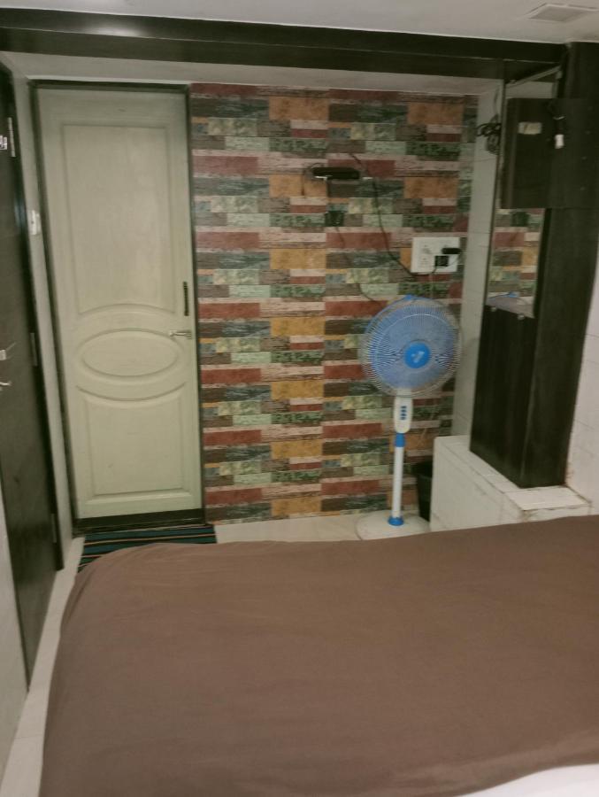 Hotel Qamar Βομβάη Εξωτερικό φωτογραφία