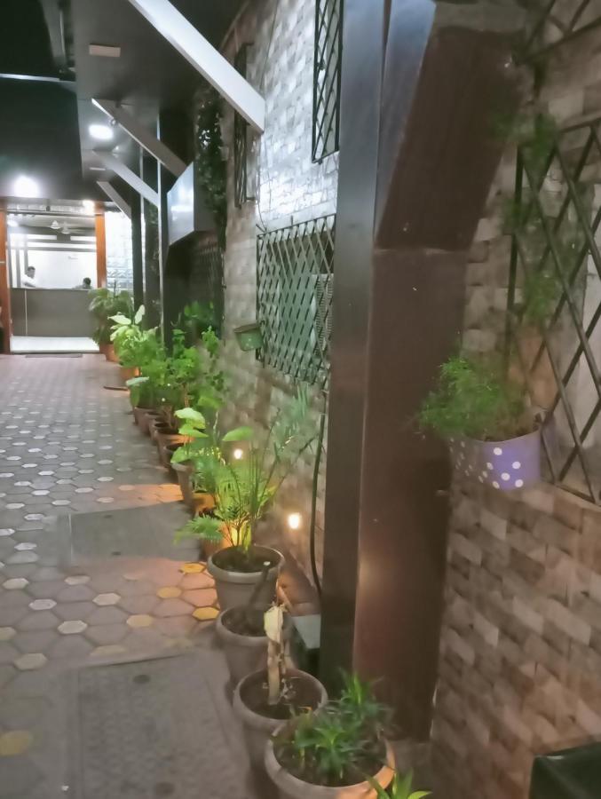 Hotel Qamar Βομβάη Εξωτερικό φωτογραφία